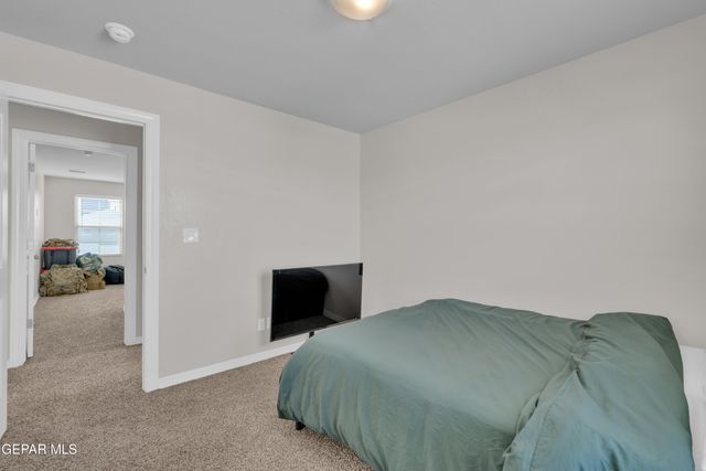 1680 SAM DOMINGUEZ, El Paso, TX 79928