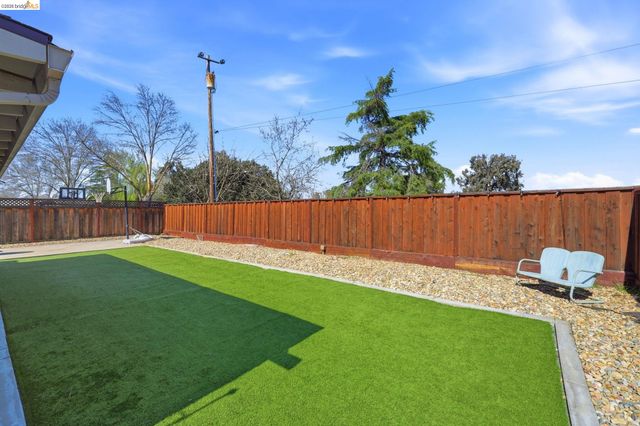 211 Brushwood Pl, Brentwood, CA 94513