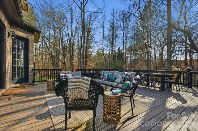 4034 Flagstone Drive, Lancaster, SC 29720