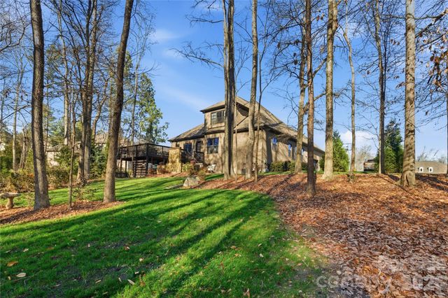 4034 Flagstone Drive, Lancaster, SC 29720