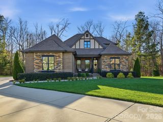 4034 Flagstone Drive, Lancaster, SC 29720