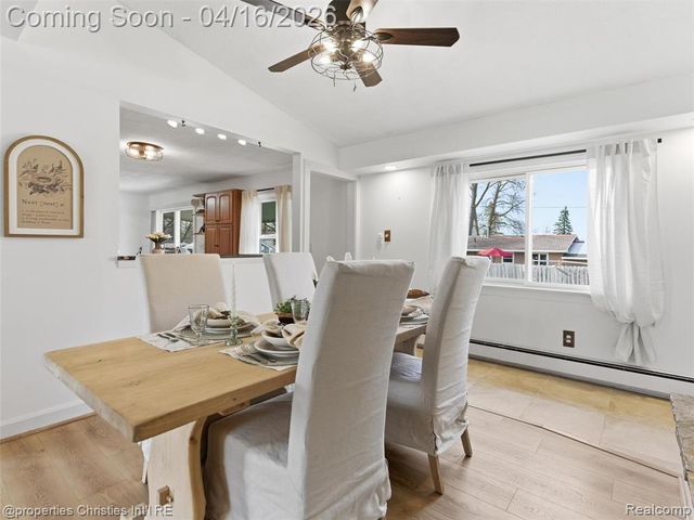 2435 Pfeifle, Howell, MI 48843