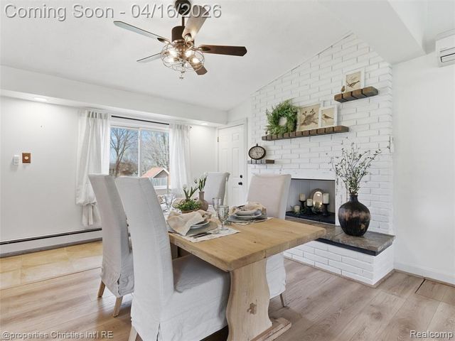 2435 Pfeifle, Howell, MI 48843