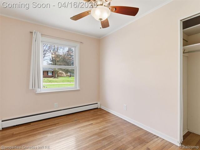 2435 Pfeifle, Howell, MI 48843
