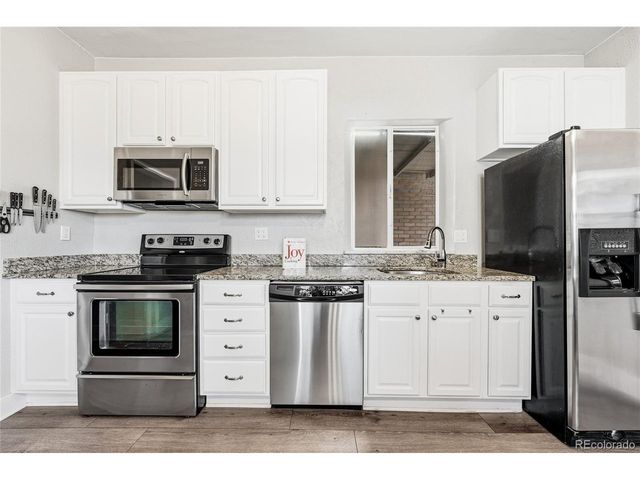 1575 Newton St, Denver, CO 80204