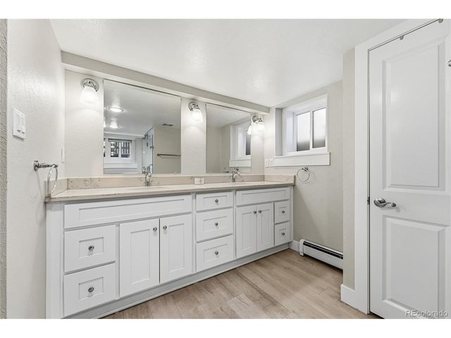 1575 Newton St, Denver, CO 80204