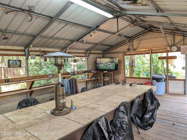 215 MALTAS Avenue, Interlachen, FL 32148