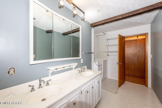 4321&4315 Old Niles Ferry Rd, Maryville, TN 37801