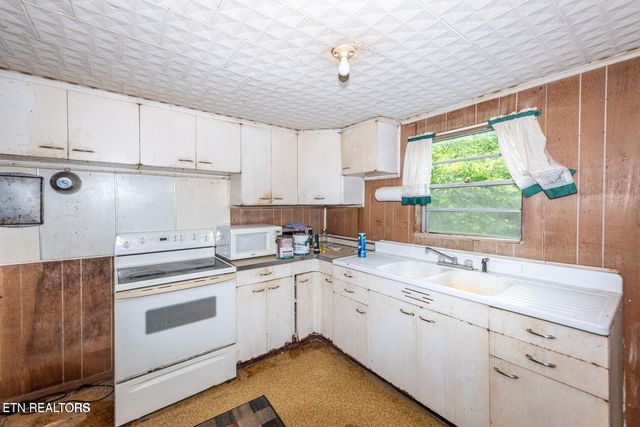 4321&4315 Old Niles Ferry Rd, Maryville, TN 37801