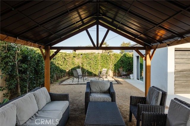 6418 3rd Avenue, Los Angeles, CA 90043