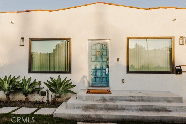 6418 3rd Avenue, Los Angeles, CA 90043