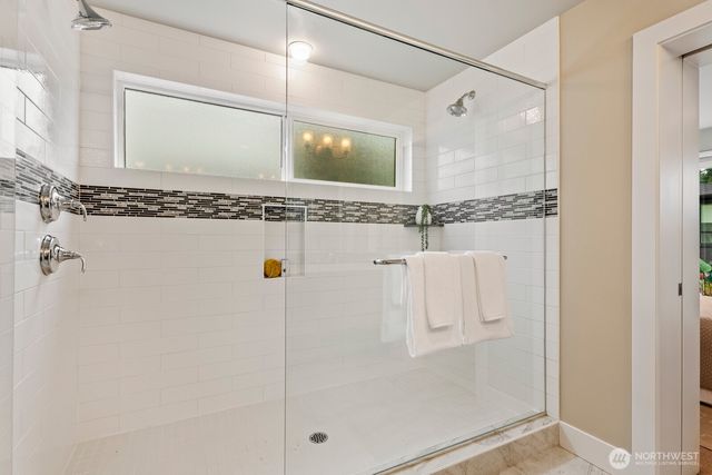 9721 NE 183rd Street #A, Bothell, WA 98011