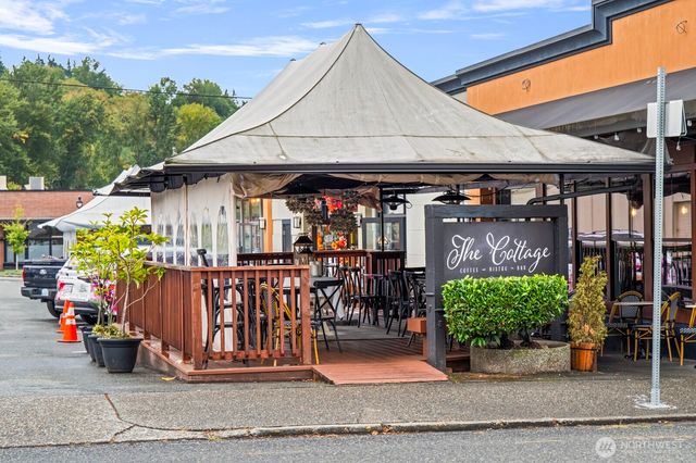 9721 NE 183rd Street #A, Bothell, WA 98011