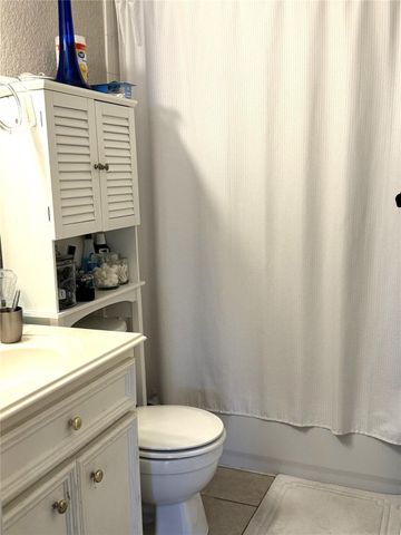 5009 N Main Street, Houston, TX 77009