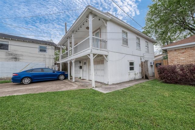 5009 N Main Street, Houston, TX 77009