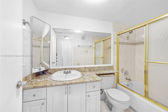 12393 NW 12th Ct, Pembroke Pines, FL 33026