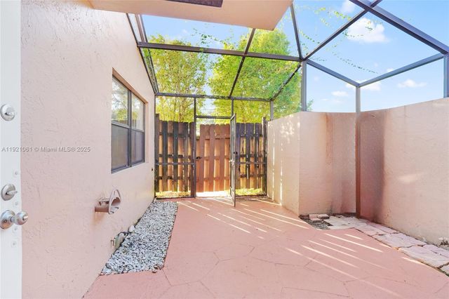 12393 NW 12th Ct, Pembroke Pines, FL 33026