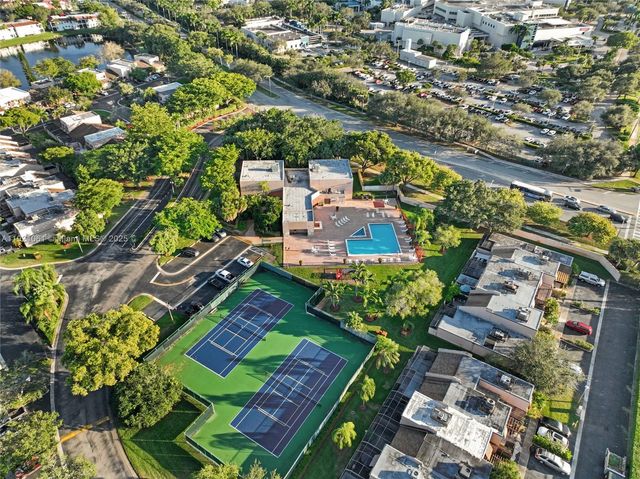 12393 NW 12th Ct, Pembroke Pines, FL 33026