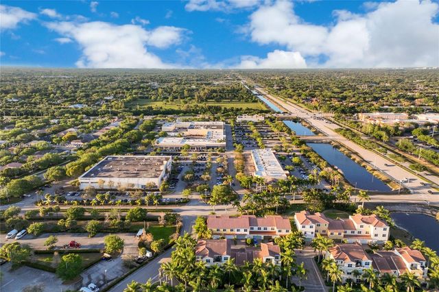 12393 NW 12th Ct, Pembroke Pines, FL 33026