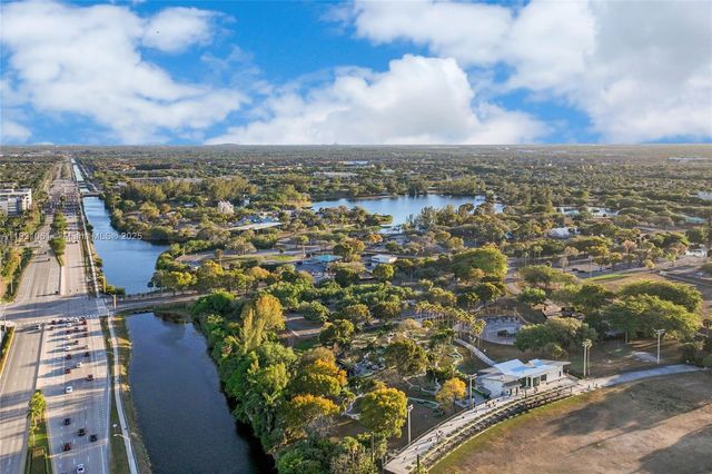 12393 NW 12th Ct, Pembroke Pines, FL 33026