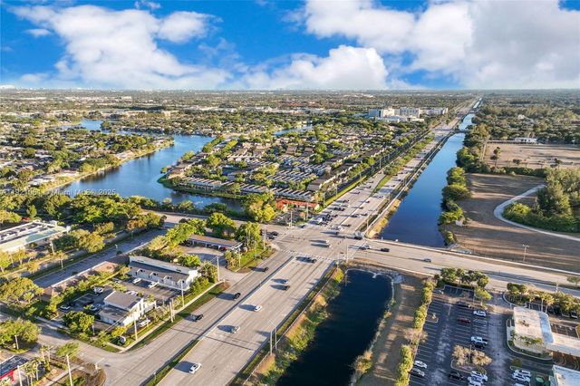 12393 NW 12th Ct, Pembroke Pines, FL 33026