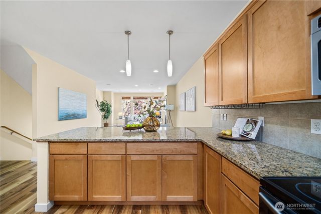 16528 2nd Park SE, Bothell, WA 98012