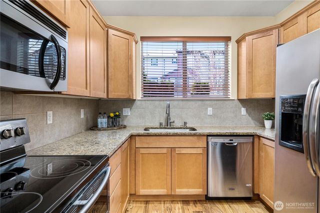 16528 2nd Park SE, Bothell, WA 98012