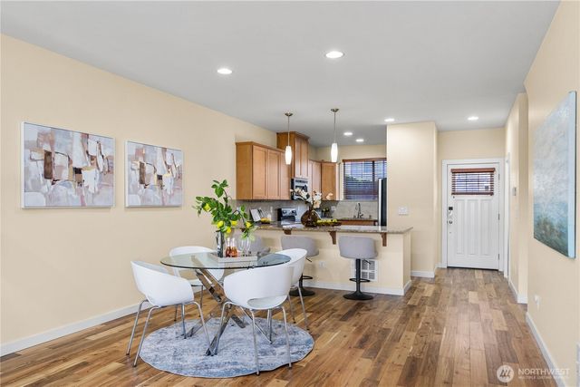 16528 2nd Park SE, Bothell, WA 98012