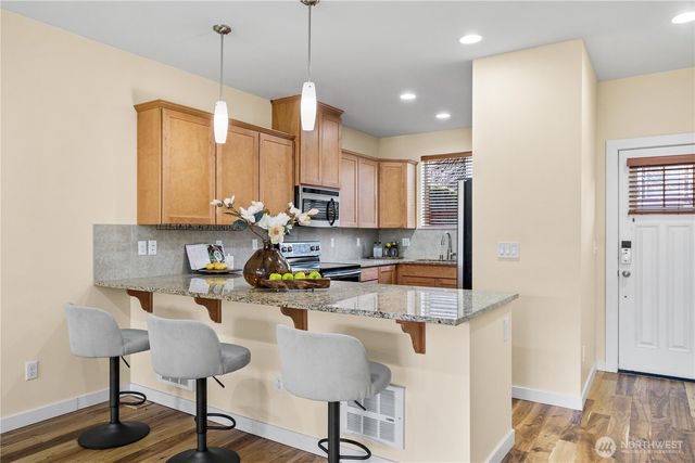 16528 2nd Park SE, Bothell, WA 98012