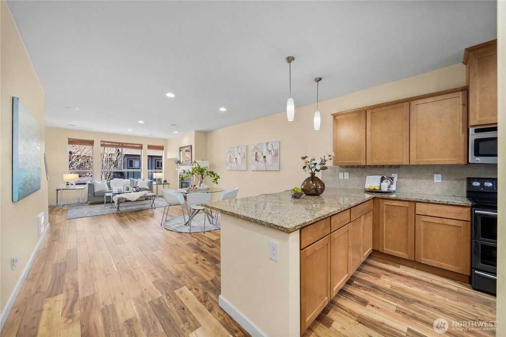 16528 2nd Park SE, Bothell, WA 98012