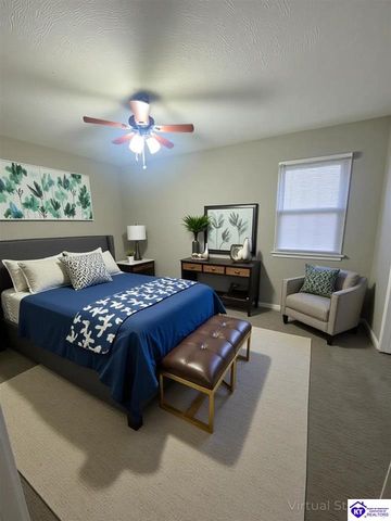 1393 Kingswood Way, Radcliff, KY 40160