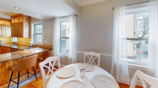 435 E 7th St 2, Boston, MA 02127