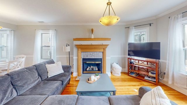 435 E 7th St 2, Boston, MA 02127