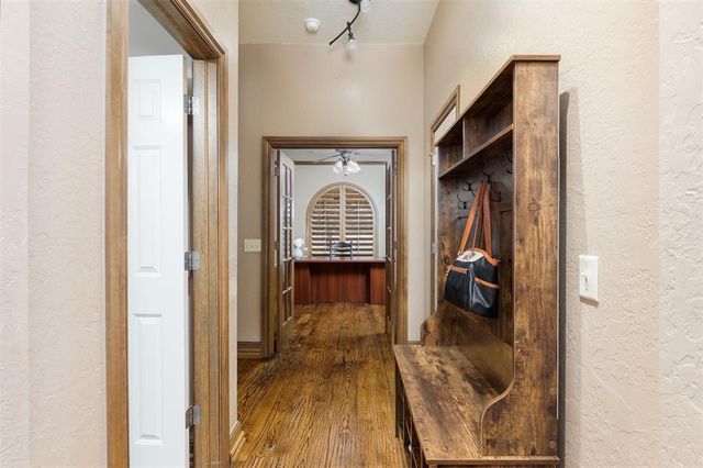 417 Heritage Green Road, Edmond, OK 73003