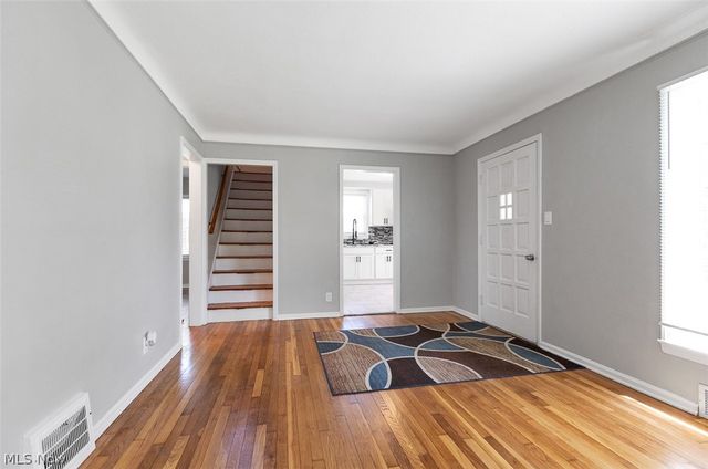 4624 Derbyshire Drive, Warrensville Heights, OH 44128