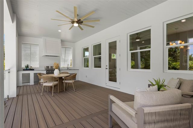 511 BUCKINGHAM AVENUE E, Oldsmar, FL 34677