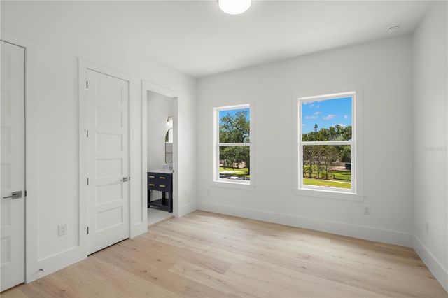 511 BUCKINGHAM AVENUE E, Oldsmar, FL 34677