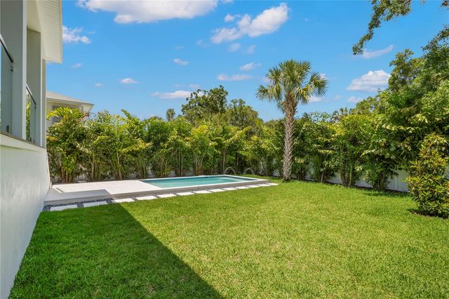 511 BUCKINGHAM AVENUE E, Oldsmar, FL 34677