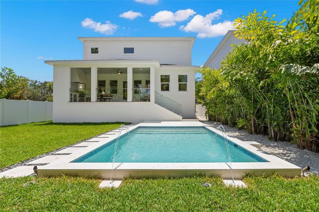 511 BUCKINGHAM AVENUE E, Oldsmar, FL 34677