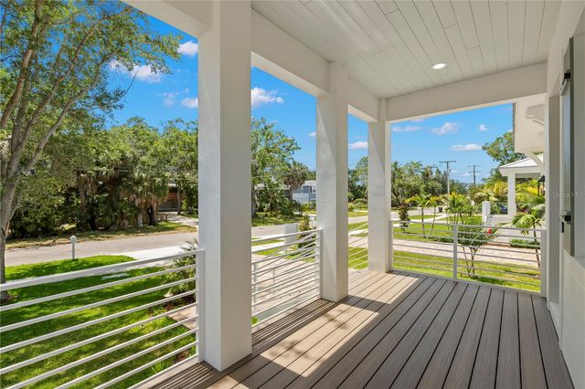 511 BUCKINGHAM AVENUE E, Oldsmar, FL 34677