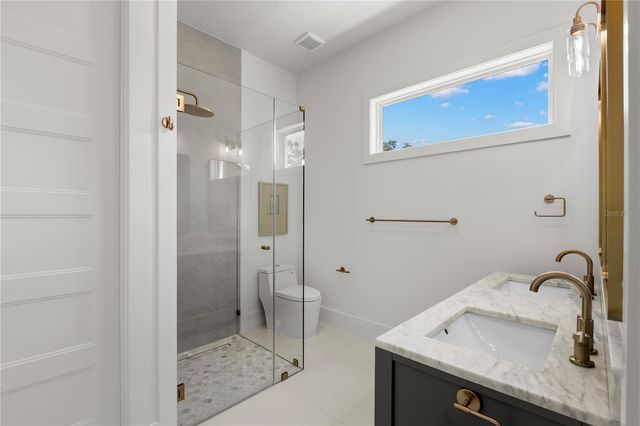 511 BUCKINGHAM AVENUE E, Oldsmar, FL 34677