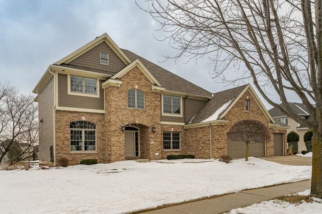 3964 Autumn Lake Court SW, Rochester, MN 55902