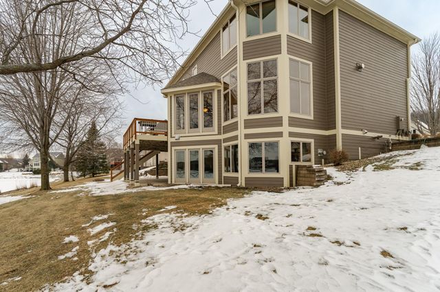 3964 Autumn Lake Court SW, Rochester, MN 55902