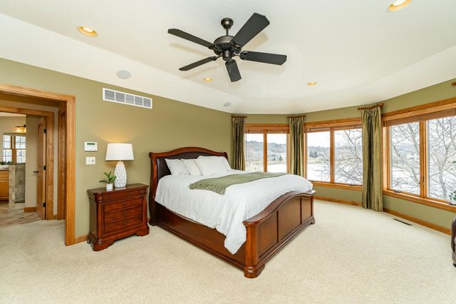 3964 Autumn Lake Court SW, Rochester, MN 55902