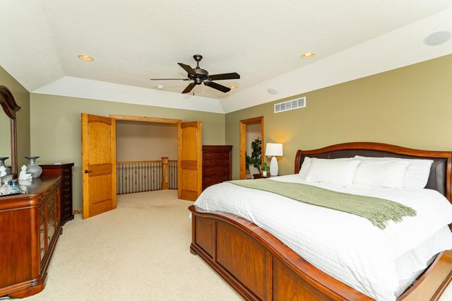 3964 Autumn Lake Court SW, Rochester, MN 55902