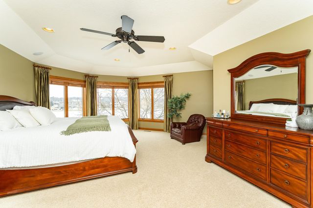 3964 Autumn Lake Court SW, Rochester, MN 55902