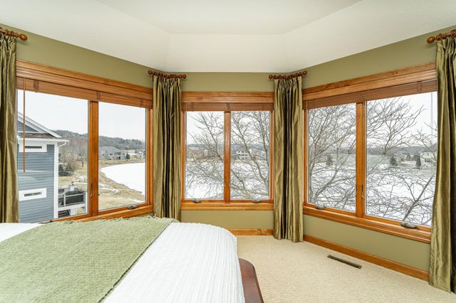 3964 Autumn Lake Court SW, Rochester, MN 55902