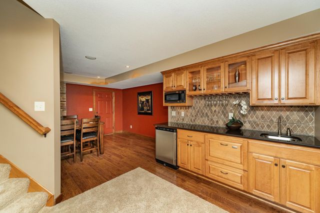 3964 Autumn Lake Court SW, Rochester, MN 55902