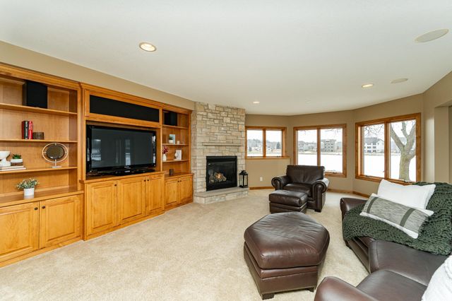 3964 Autumn Lake Court SW, Rochester, MN 55902