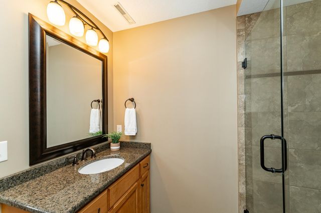 3964 Autumn Lake Court SW, Rochester, MN 55902